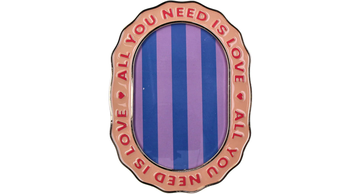 Fotolijst roze 'all you need is love'